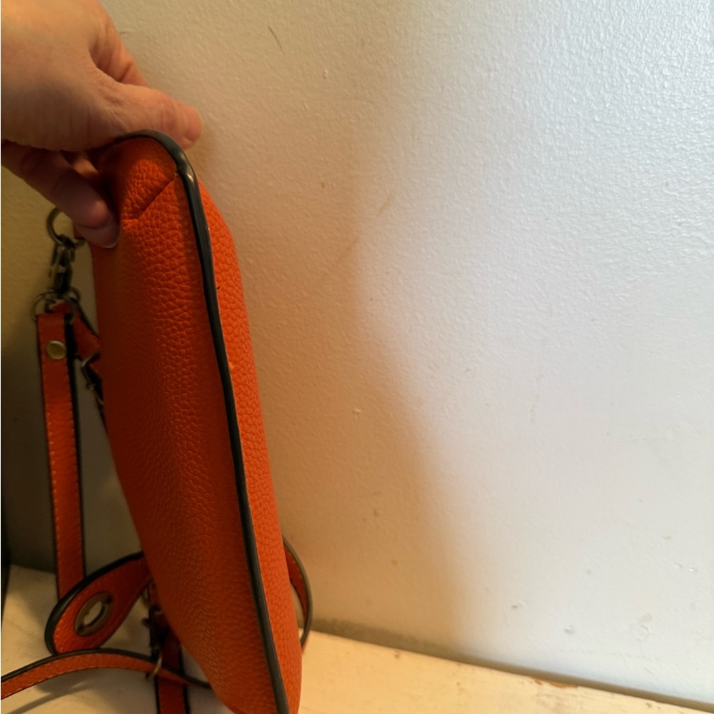 Joy Susan Crossbody Purse Wristlet Clutch Vegan Faux Leather Orange NWOT - Picture 4 of 6